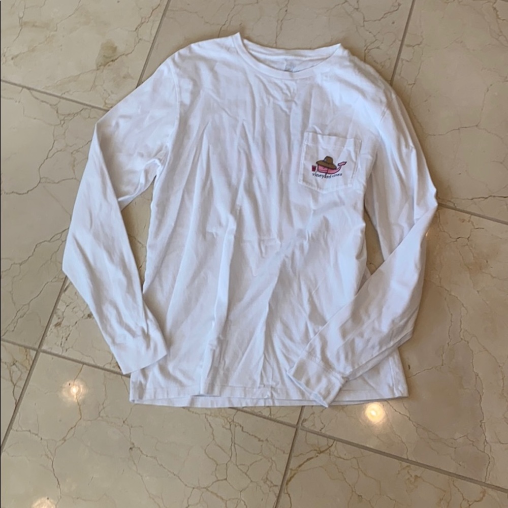 Vineyard vines shirt